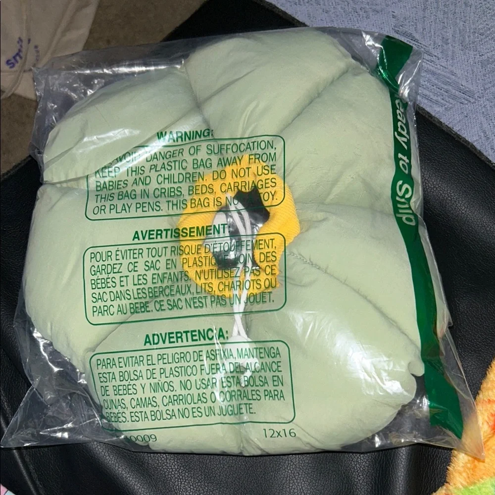 NWOT! Cute, Green Floral Dog/Cat Cone